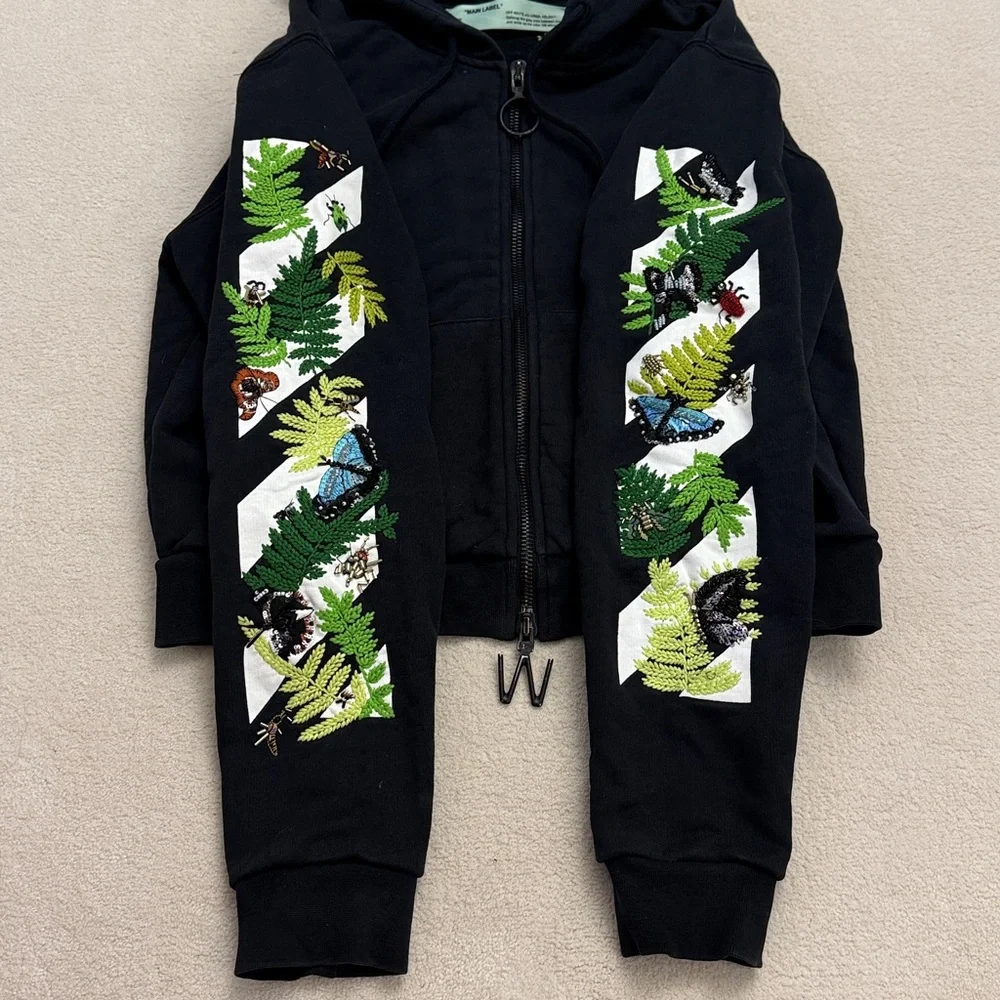 Off-White Black Hoodie with Green Leaf Accents size L - Picture 9 of 15